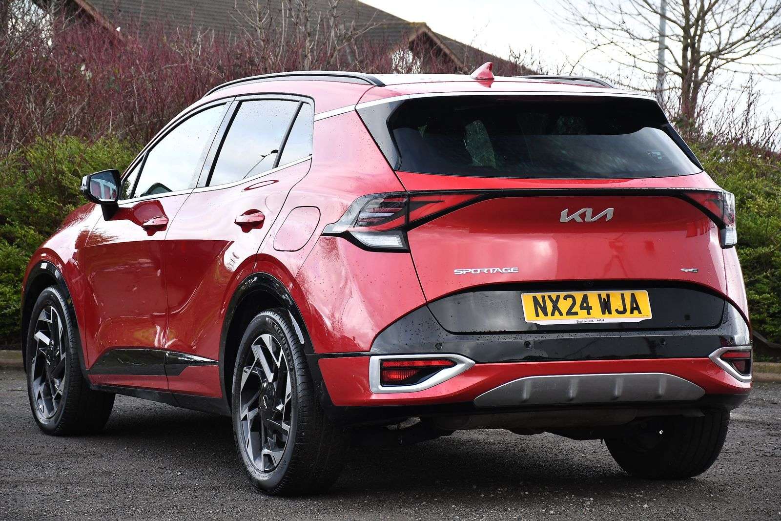 A 2024 KIA SPORTAGE 1.6 T-GDi GT-Line SUV 5dr Petrol Manual Euro 6 (s/s) (148 bhp) A 2024 KIA SPORTAGE 1.6 T-GDi GT-Line SUV 5dr Petrol Manual Euro 6 (s/s) (148 bhp)