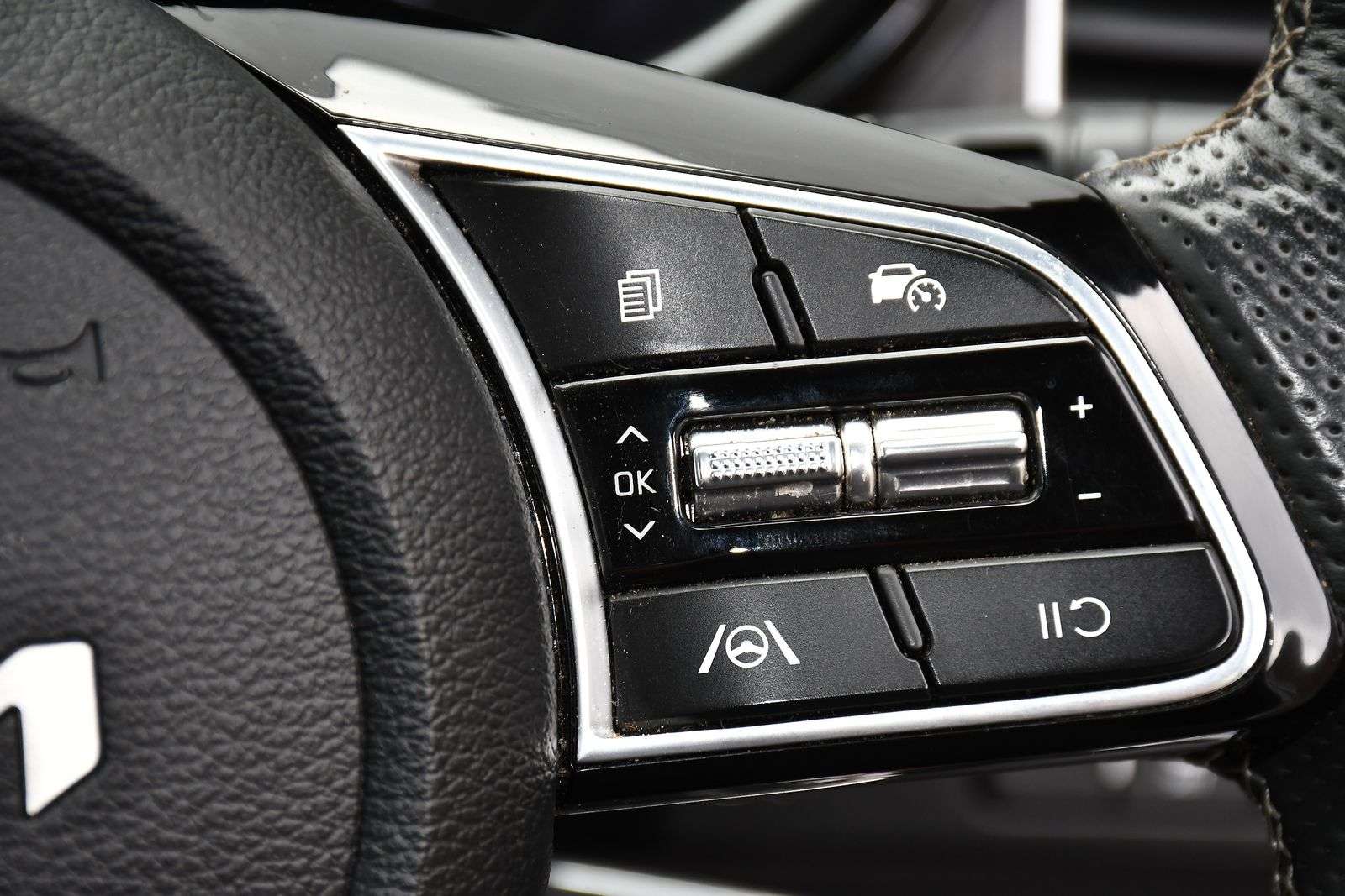 2024 KIA PROCEED 2024 KIA PROCEED