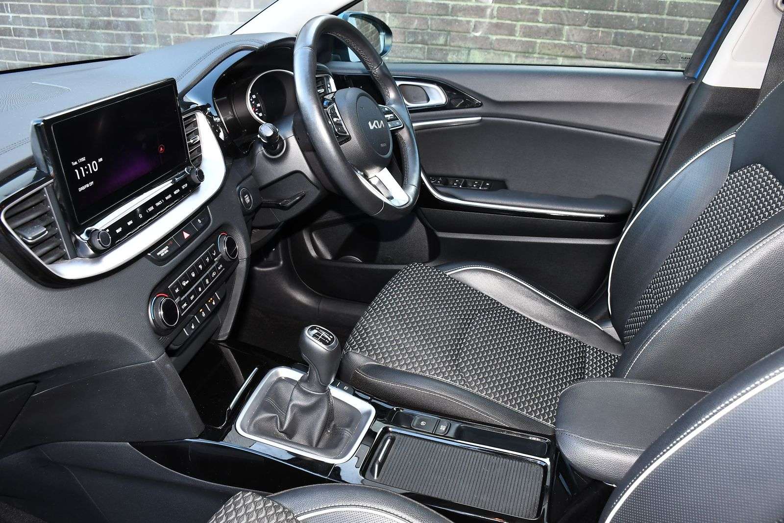 2023 KIA XCEED 2023 KIA XCEED