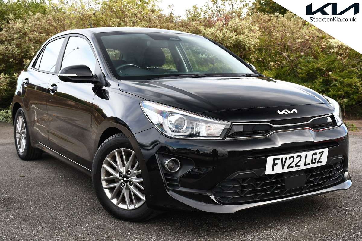 Check out this Kia Rio 2022 Petrol Manual
