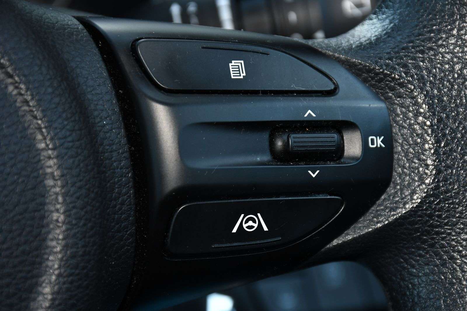 2023 KIA RIO 2023 KIA RIO