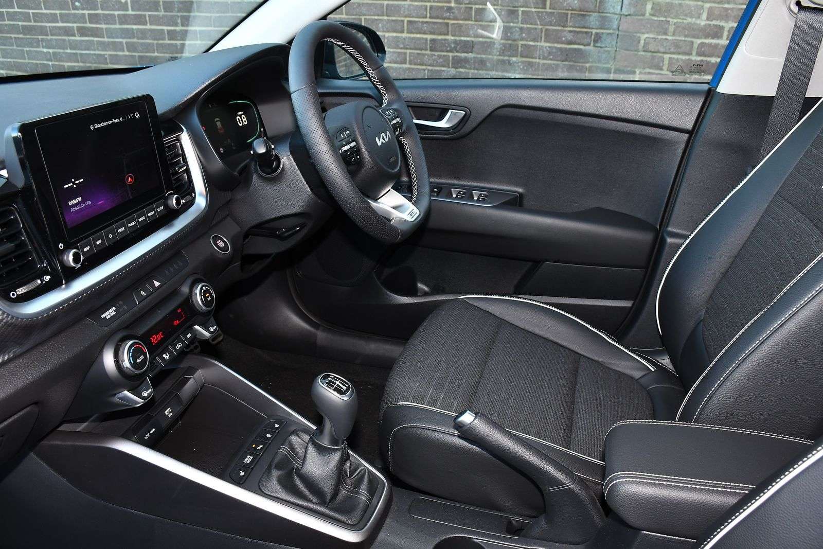 2025 KIA STONIC 2025 KIA STONIC