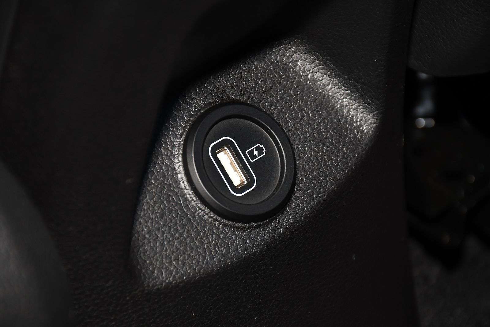 2025 KIA STONIC 2025 KIA STONIC