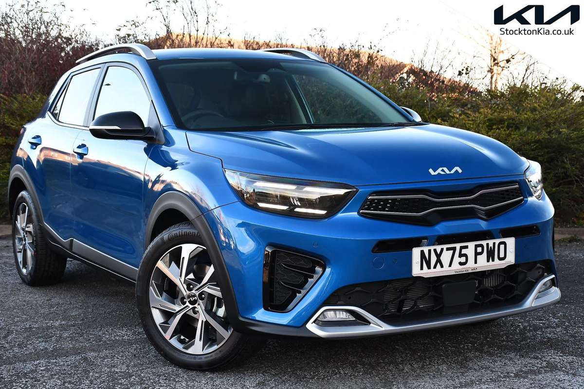 Check out this Kia Stonic 2025 Hybrid Electric Manual