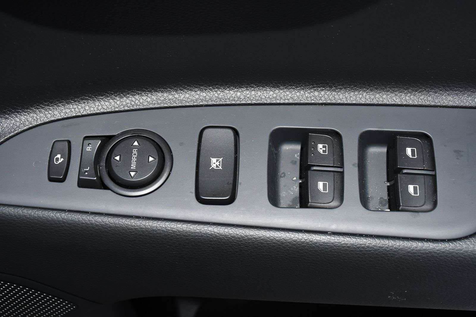 2024 KIA STONIC 2024 KIA STONIC