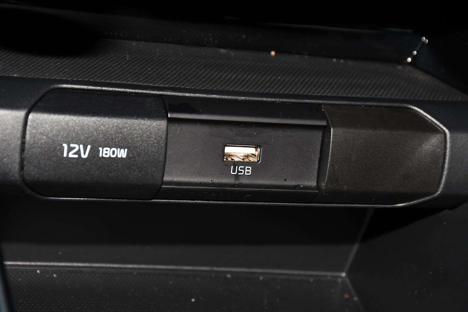 2024 KIA STONIC 2024 KIA STONIC