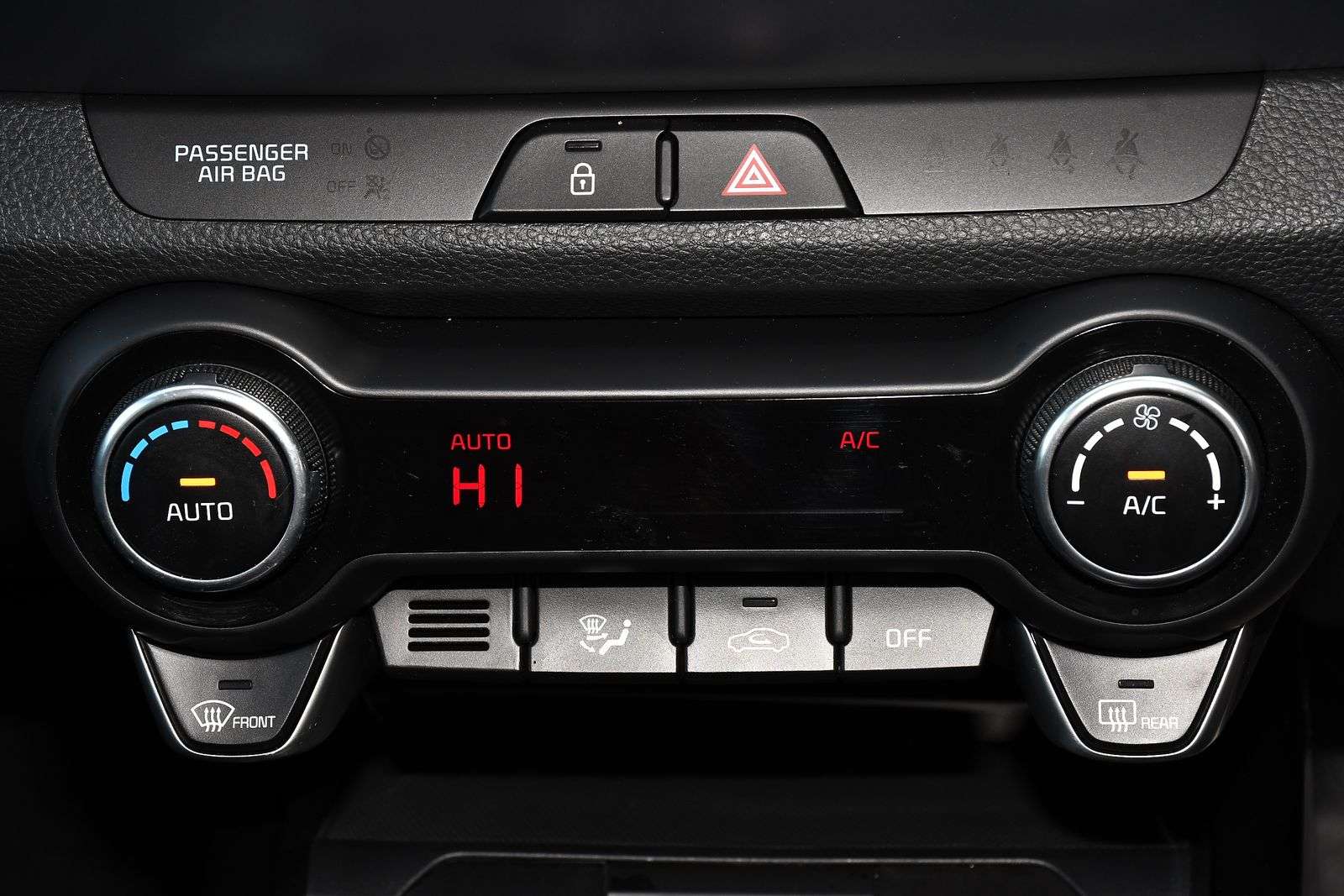 2024 KIA STONIC 2024 KIA STONIC