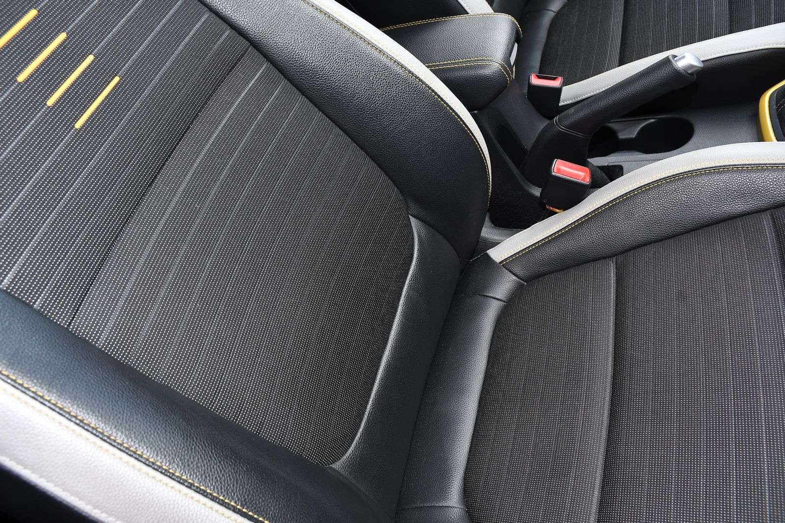 2023 KIA STONIC 2023 KIA STONIC