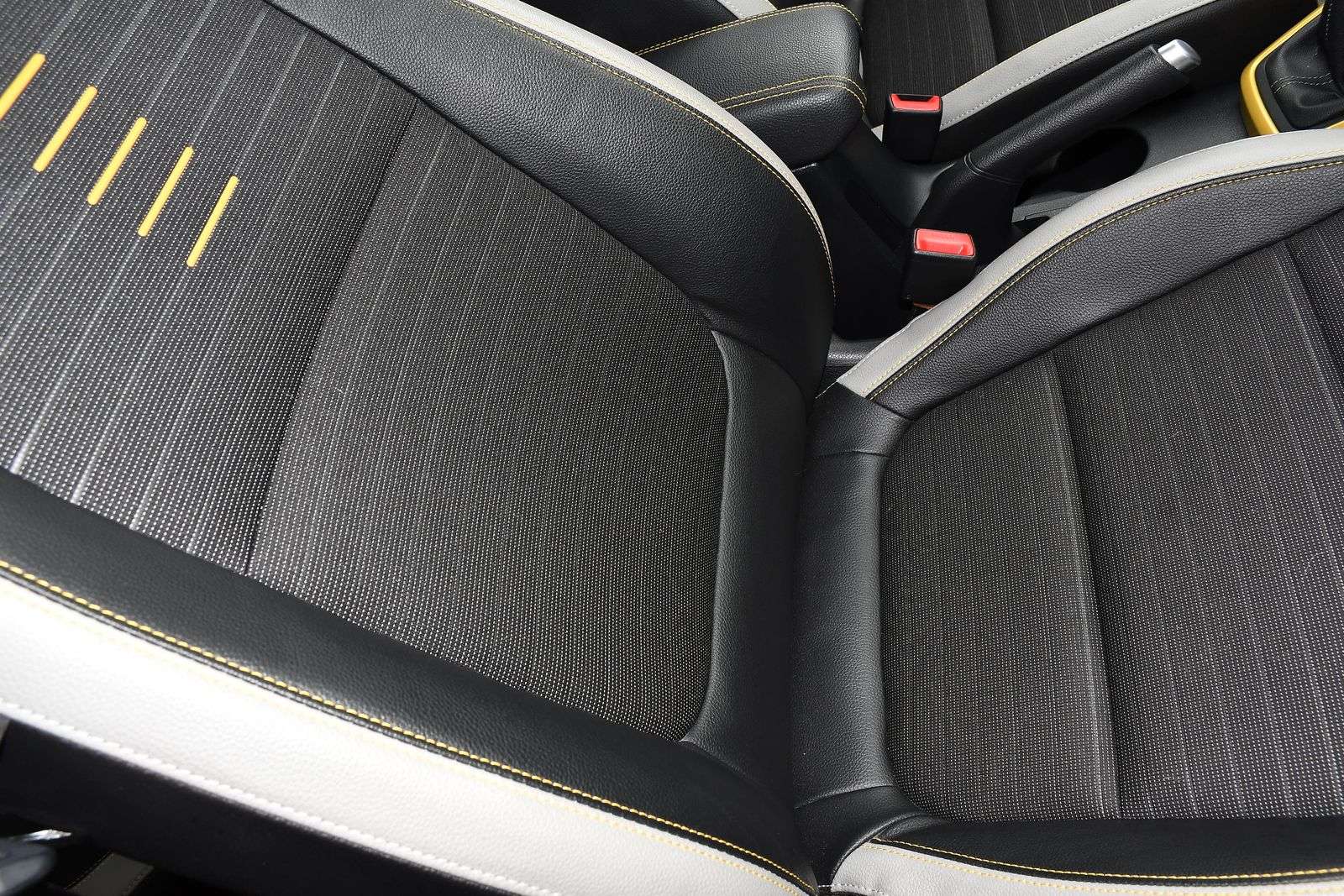 2023 KIA STONIC 2023 KIA STONIC