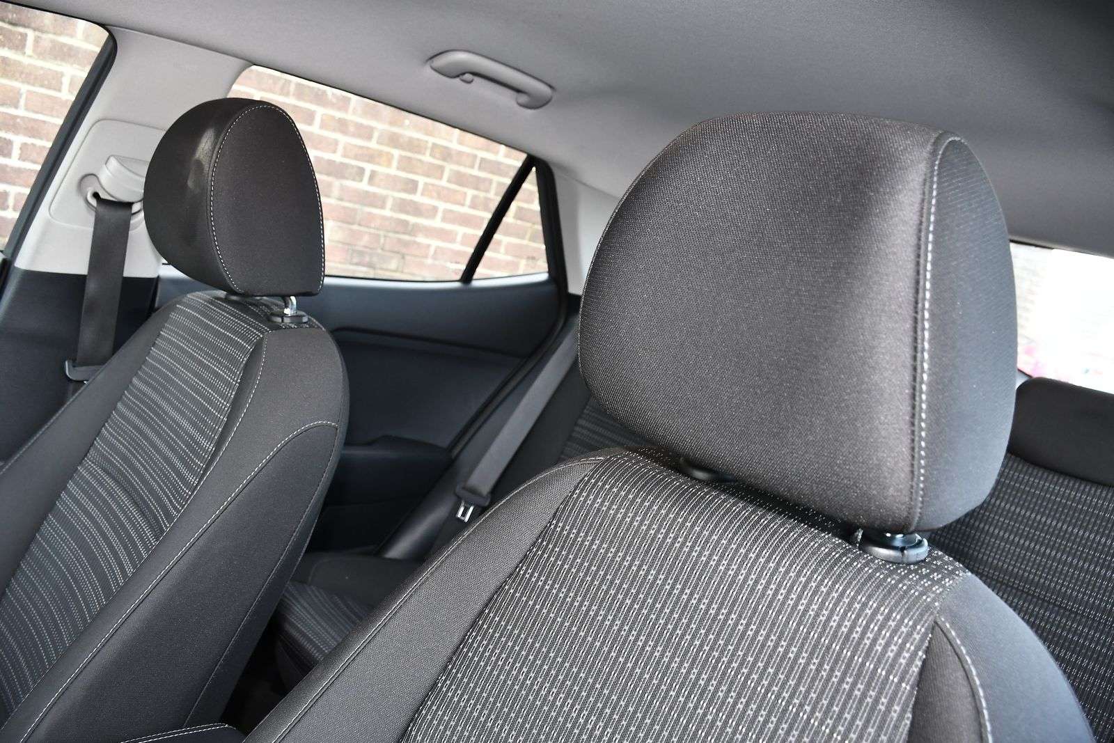 2021 KIA STONIC 2021 KIA STONIC