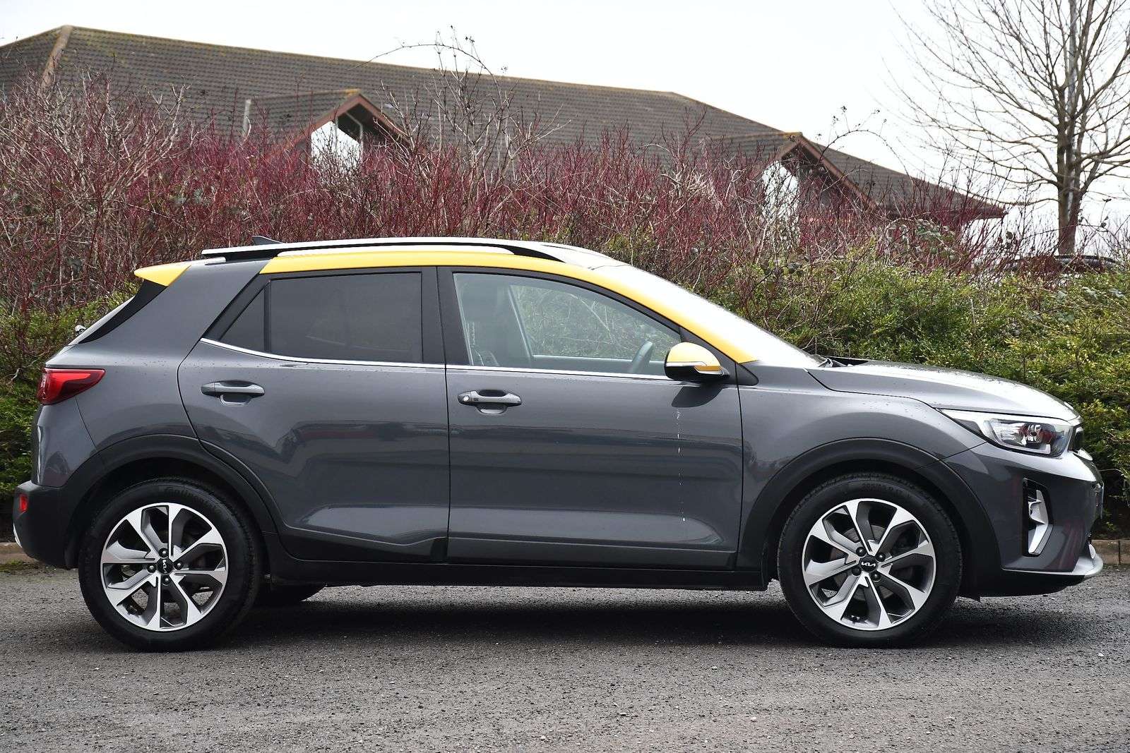 A 2023 KIA STONIC 1.0 T-GDi Quantum SUV 5dr Petrol Manual Euro 6 (s/s) (99 bhp) A 2023 KIA STONIC 1.0 T-GDi Quantum SUV 5dr Petrol Manual Euro 6 (s/s) (99 bhp)