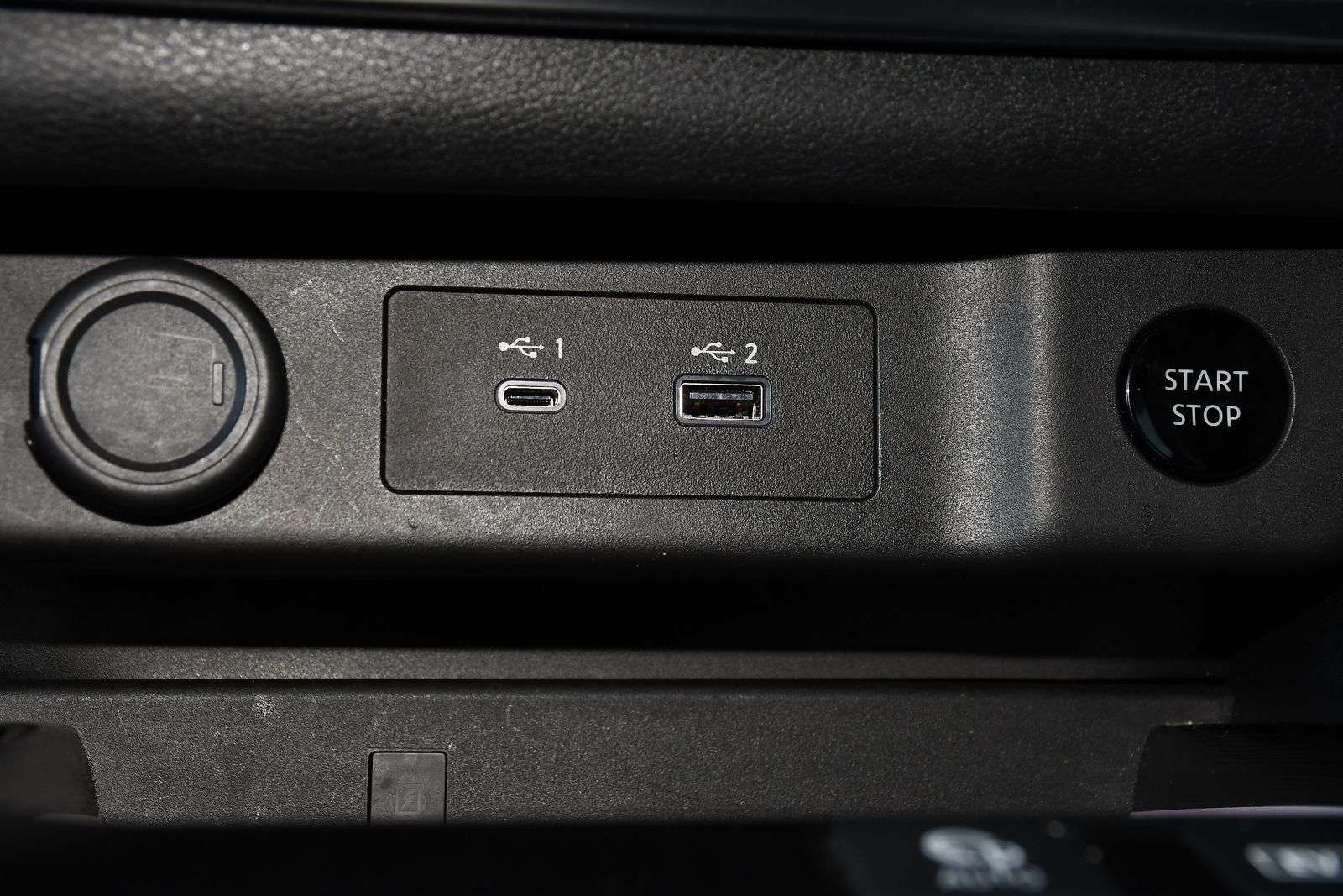 2024 NISSAN X-TRAIL 2024 NISSAN X-TRAIL