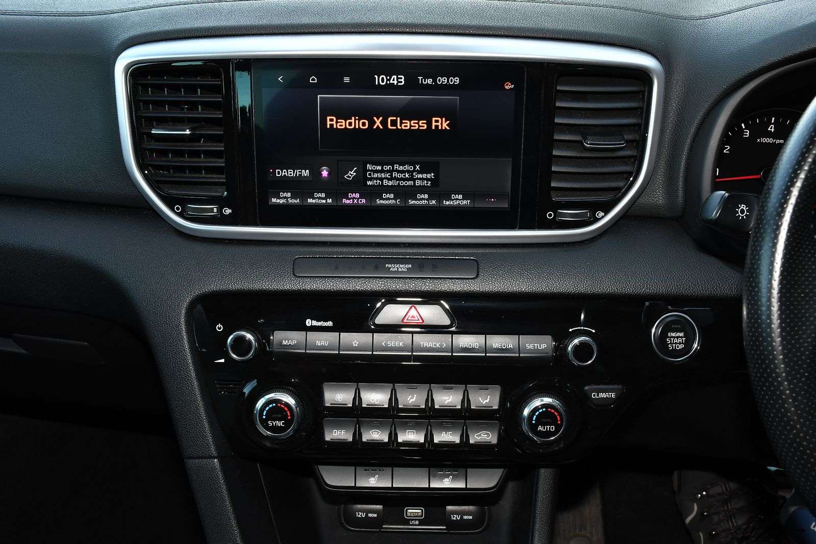 2021 KIA SPORTAGE 2021 KIA SPORTAGE