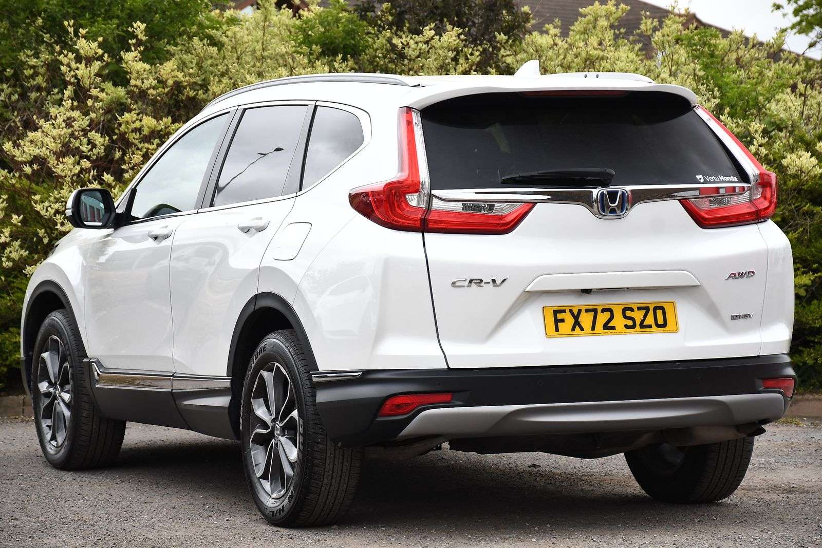 A 2023 HONDA CR-V 2.0 h i-MMD SR SUV 5dr Petrol Hybrid eCVT 4WD Euro 6 (s/s) (184 ps) A 2023 HONDA CR-V 2.0 h i-MMD SR SUV 5dr Petrol Hybrid eCVT 4WD Euro 6 (s/s) (184 ps)