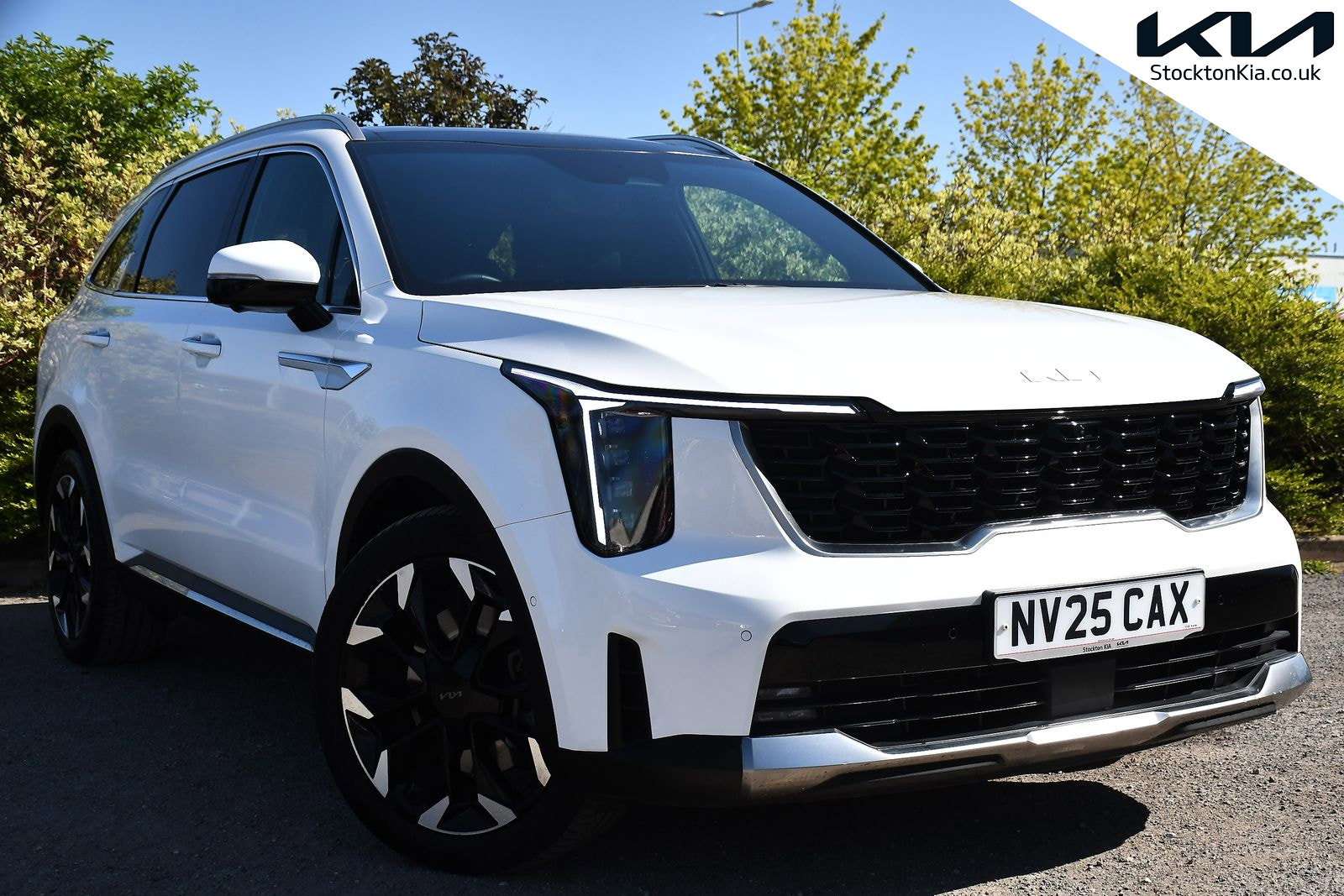 A 2025 KIA SORENTO 2.2 CRDi 4 SUV 5dr Diesel DCT AWD Euro 6 (s/s) (190 bhp) A 2025 KIA SORENTO 2.2 CRDi 4 SUV 5dr Diesel DCT AWD Euro 6 (s/s) (190 bhp)