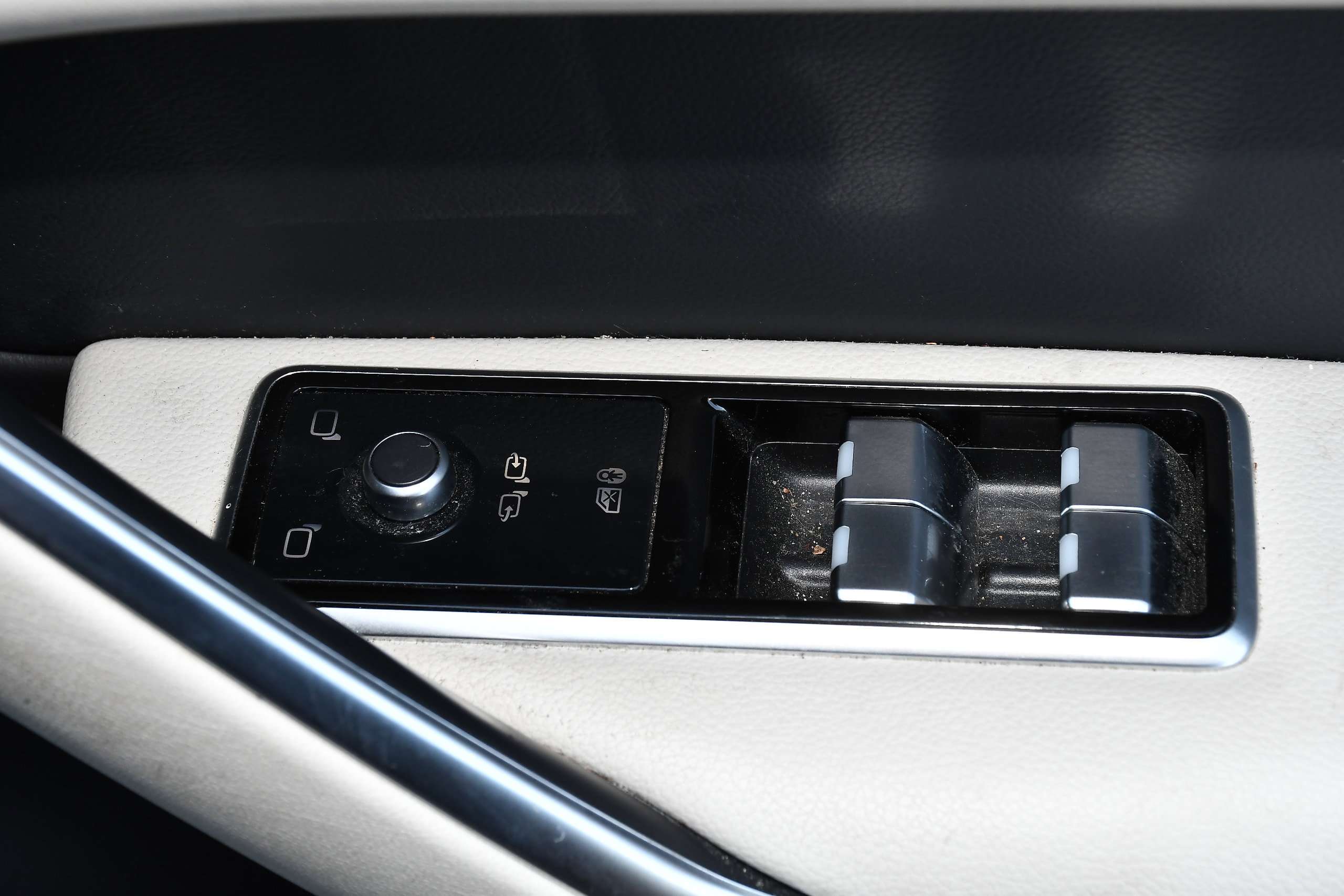 2023 JAGUAR F-PACE 2023 JAGUAR F-PACE
