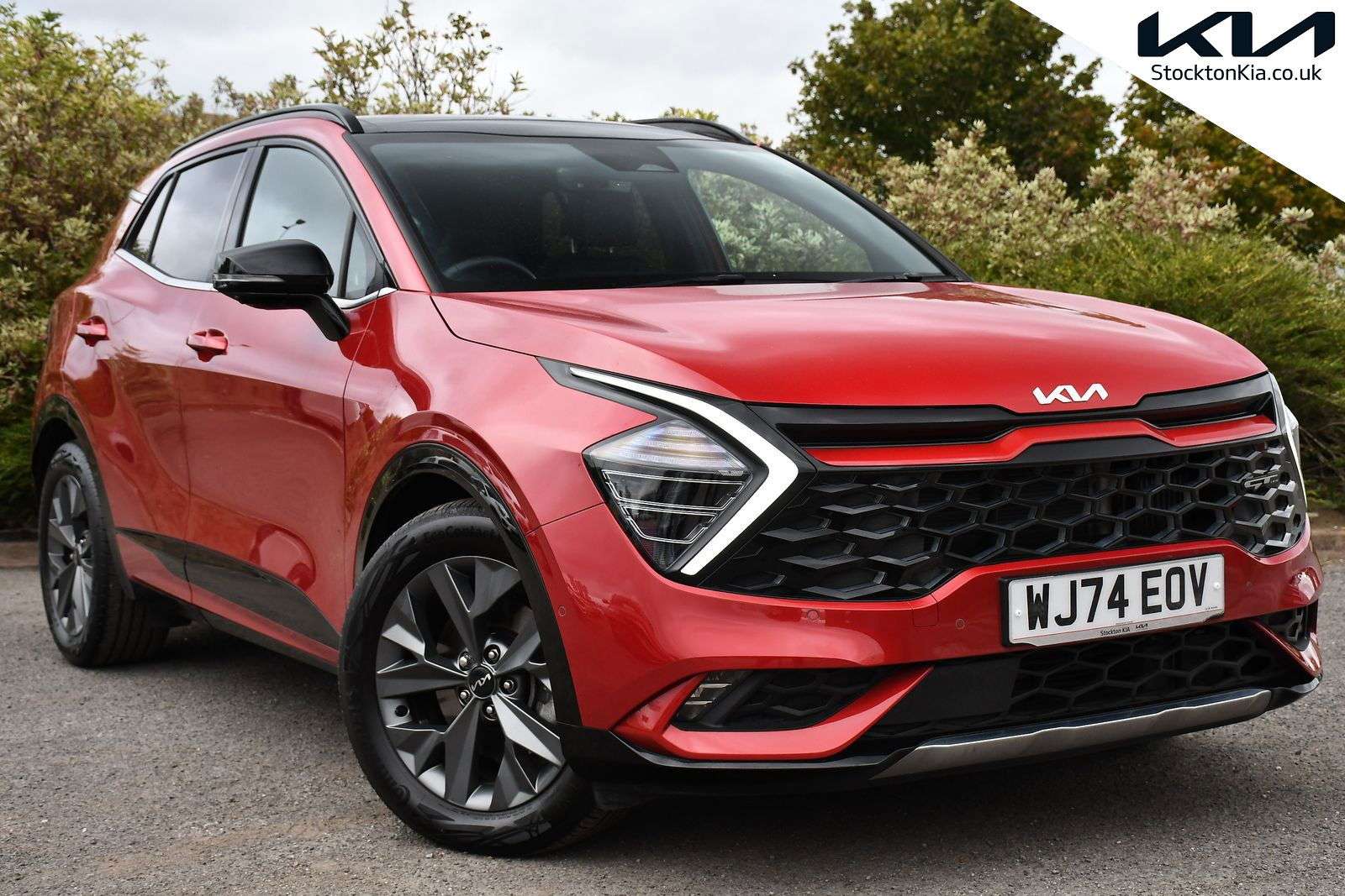 A 2024 KIA SPORTAGE 1.6 h T-GDi GT-Line S SUV 5dr Petrol Hybrid Auto AWD Euro 6 (s/s) (207 bhp) A 2024 KIA SPORTAGE 1.6 h T-GDi GT-Line S SUV 5dr Petrol Hybrid Auto AWD Euro 6 (s/s) (207 bhp)