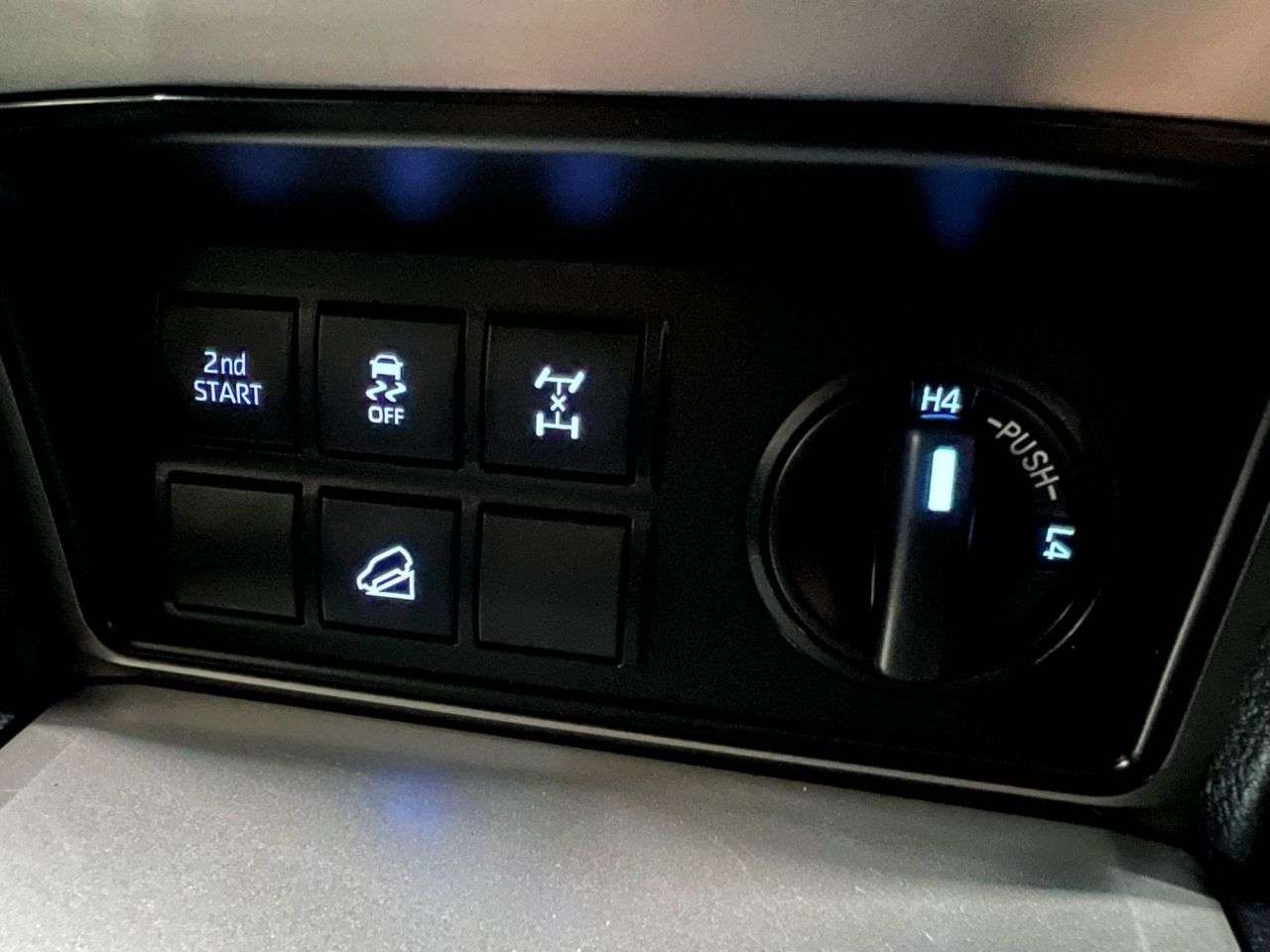 2021 TOYOTA LAND CRUISER 2021 TOYOTA LAND CRUISER