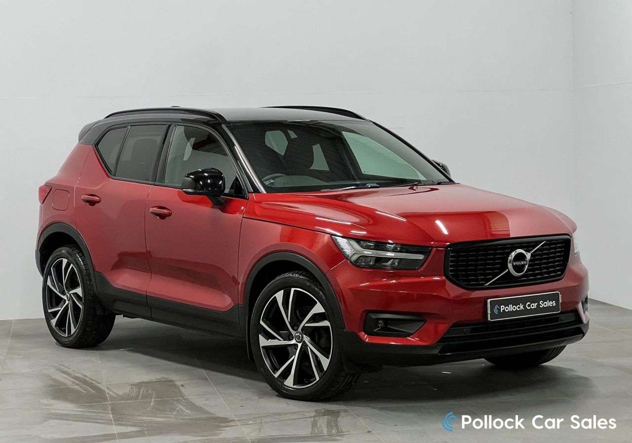 2019 VOLVO XC40 2019 VOLVO XC40