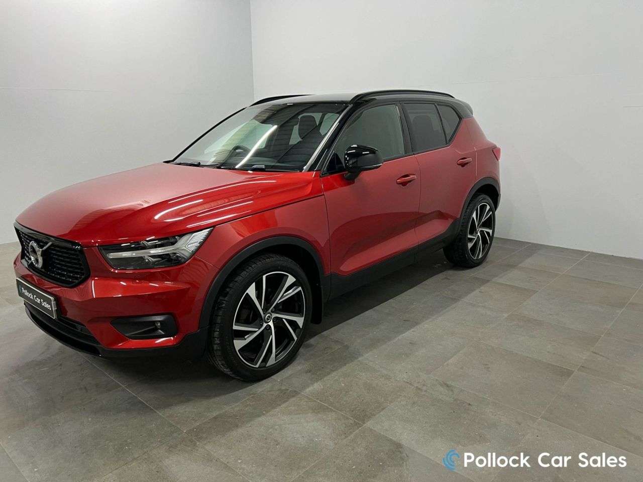 2019 VOLVO XC40 2019 VOLVO XC40