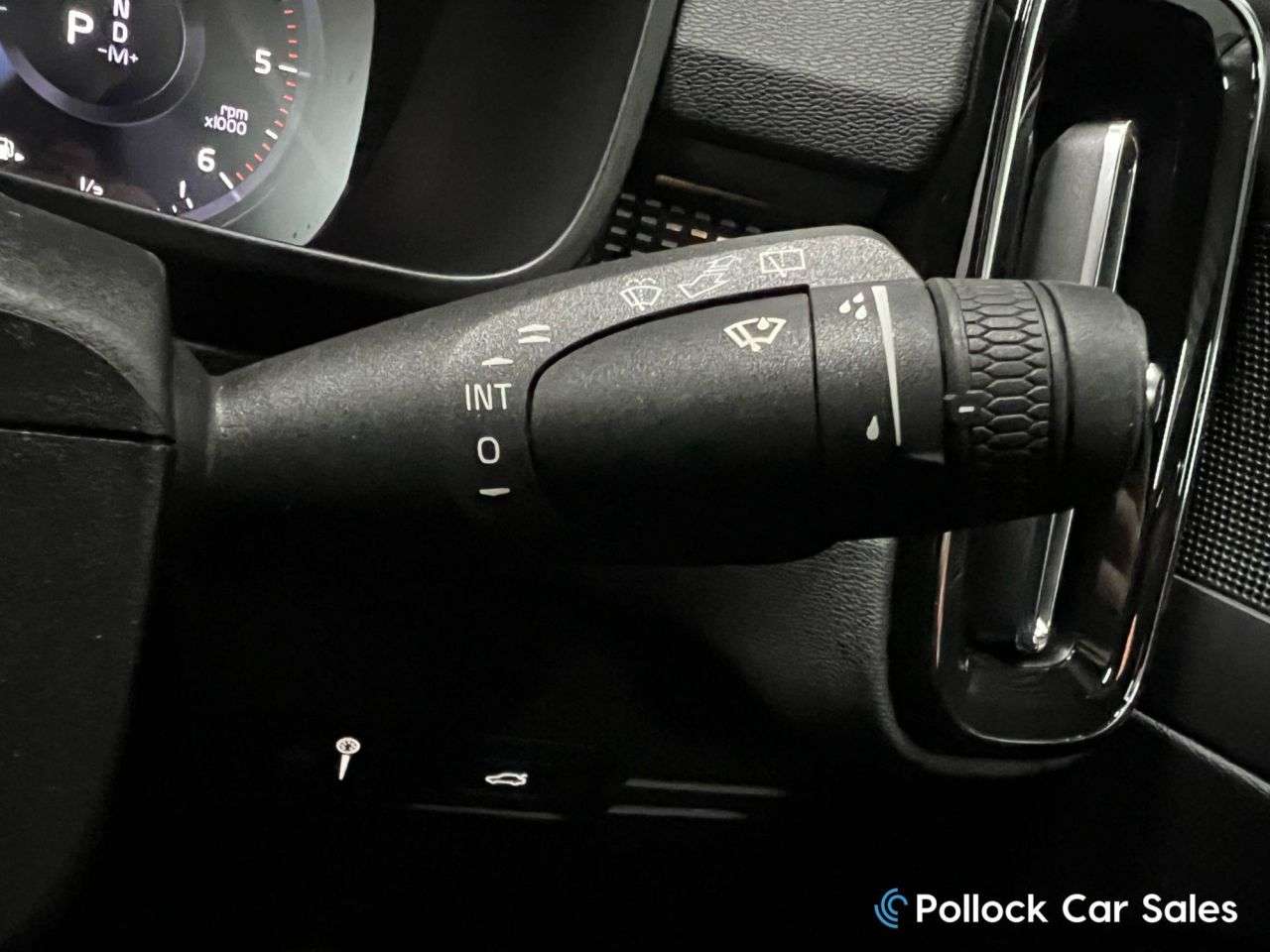 2019 VOLVO XC40 2019 VOLVO XC40