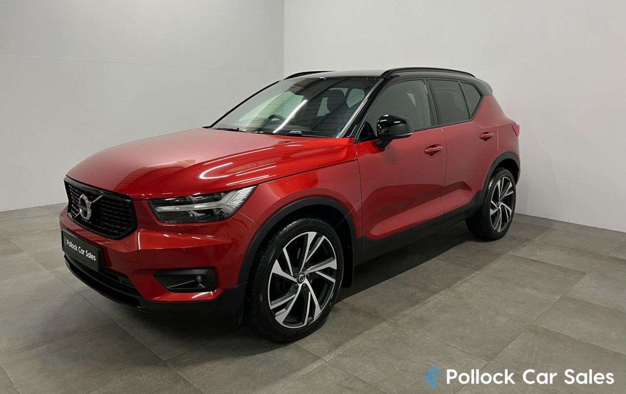 2019 VOLVO XC40 2019 VOLVO XC40