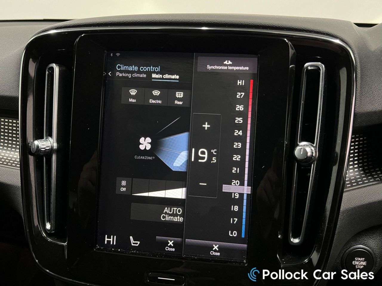 2019 VOLVO XC40 2019 VOLVO XC40