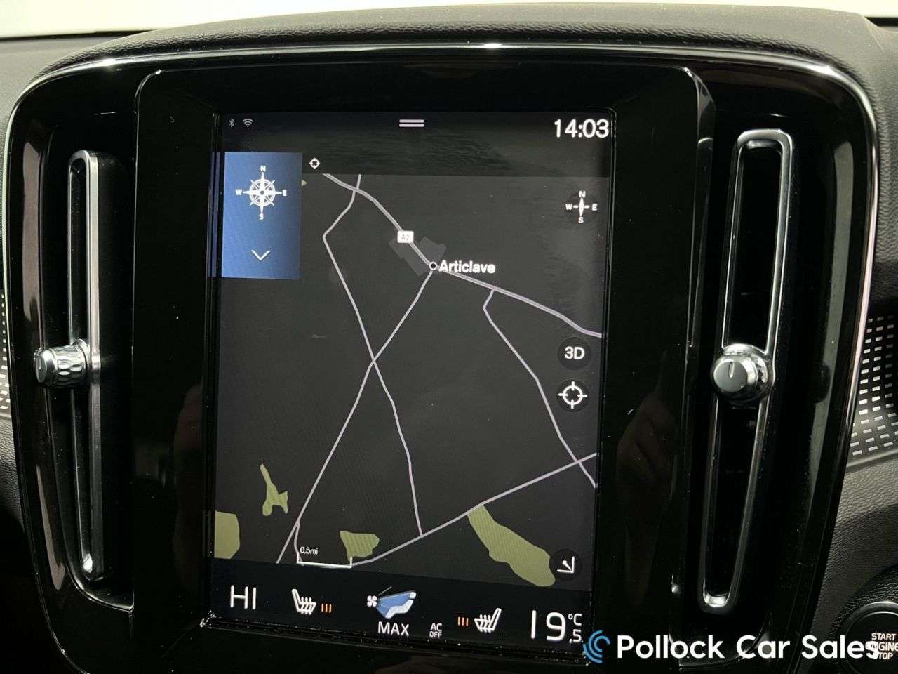 2019 VOLVO XC40 2019 VOLVO XC40