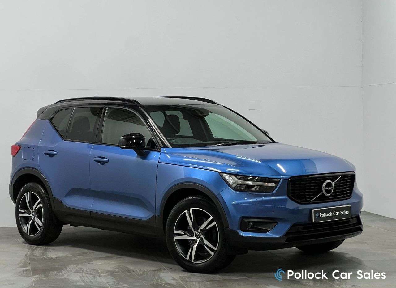 2019 VOLVO XC40 2019 VOLVO XC40