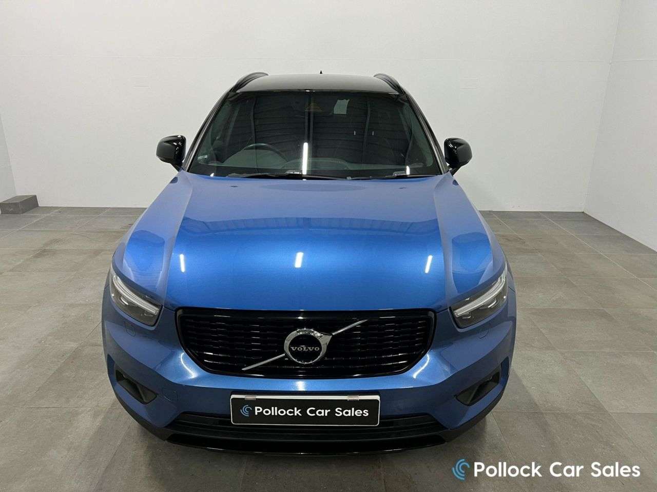 2019 VOLVO XC40 2019 VOLVO XC40