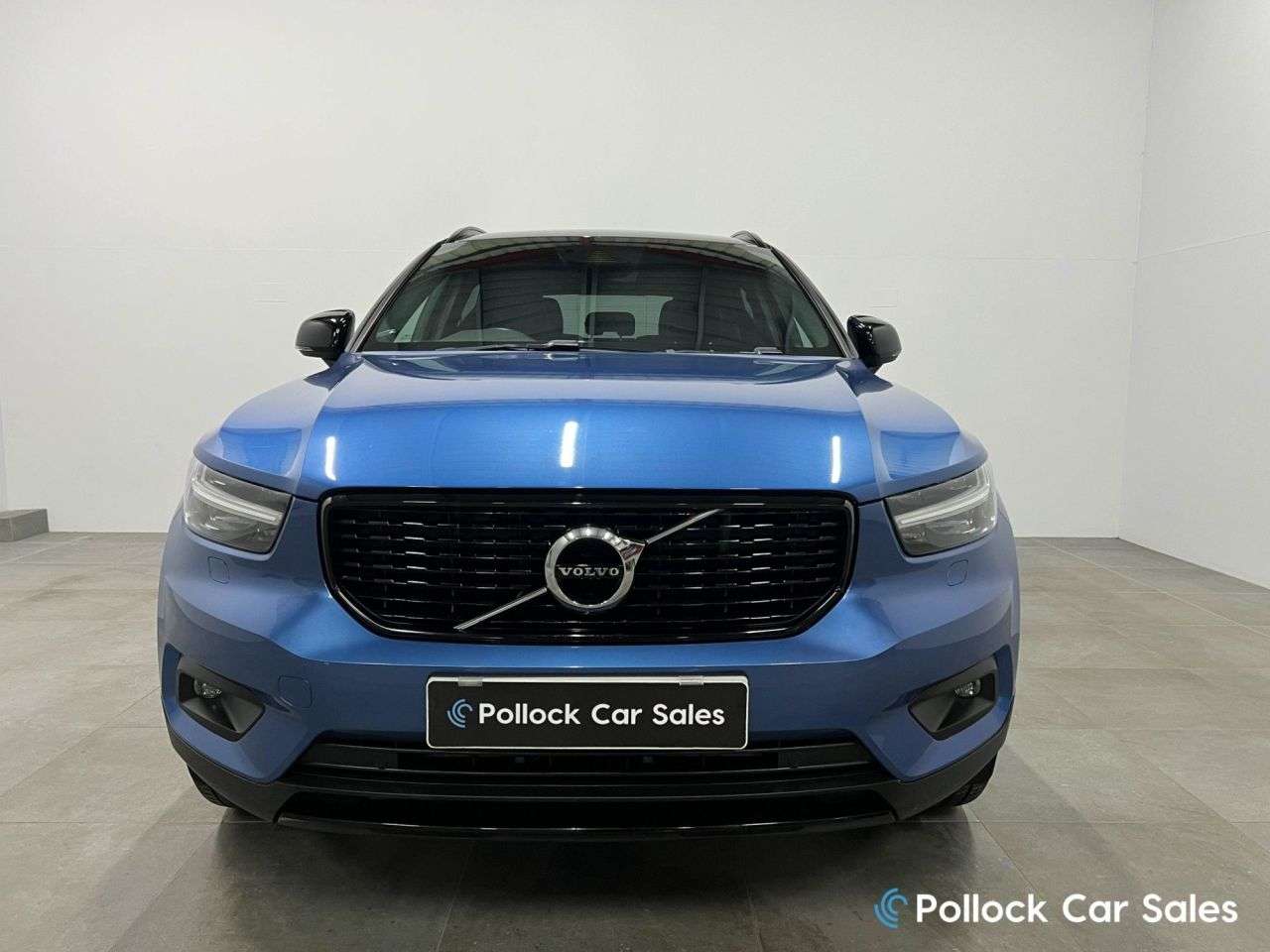 2019 VOLVO XC40 2019 VOLVO XC40