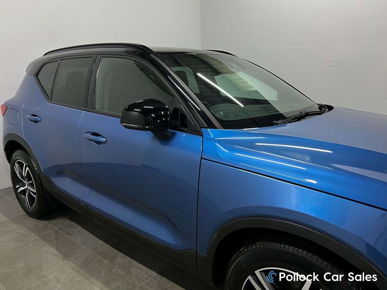 2019 VOLVO XC40 2019 VOLVO XC40