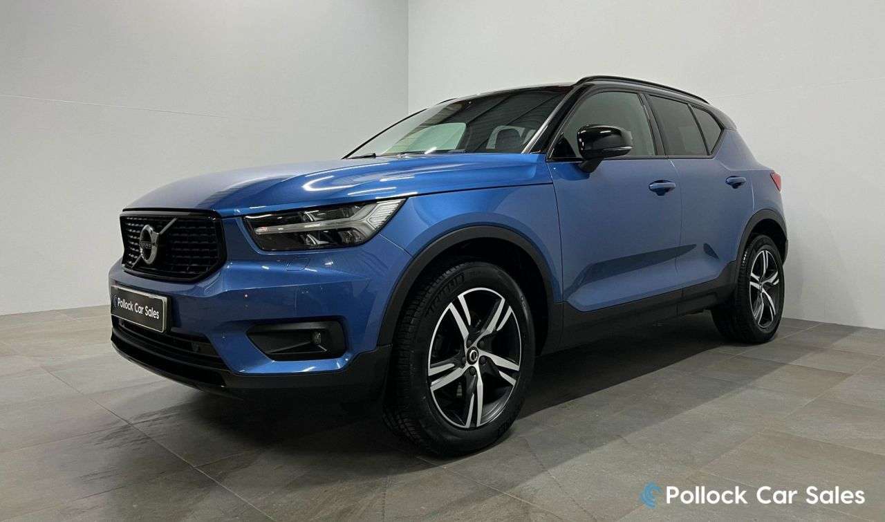 2019 VOLVO XC40 2019 VOLVO XC40