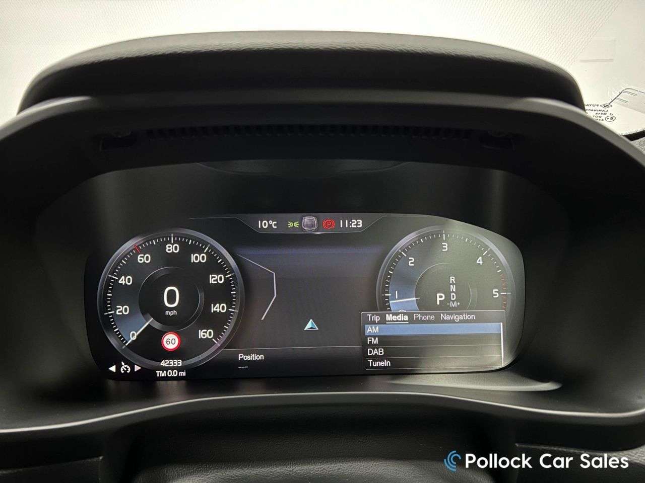 2019 VOLVO XC40 2019 VOLVO XC40