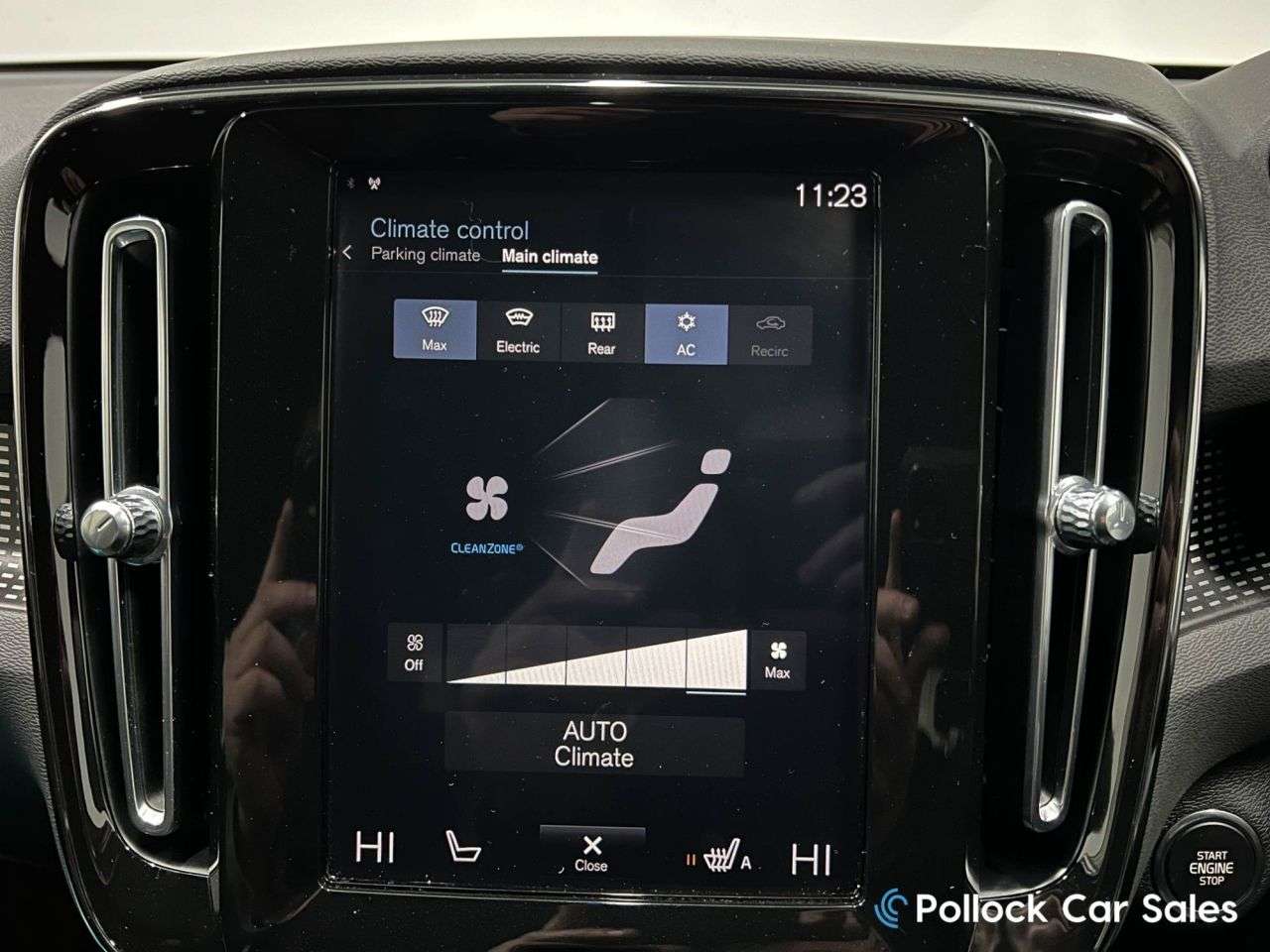 2019 VOLVO XC40 2019 VOLVO XC40