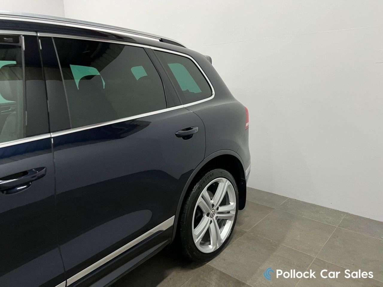 2017 VOLKSWAGEN TOUAREG 2017 VOLKSWAGEN TOUAREG
