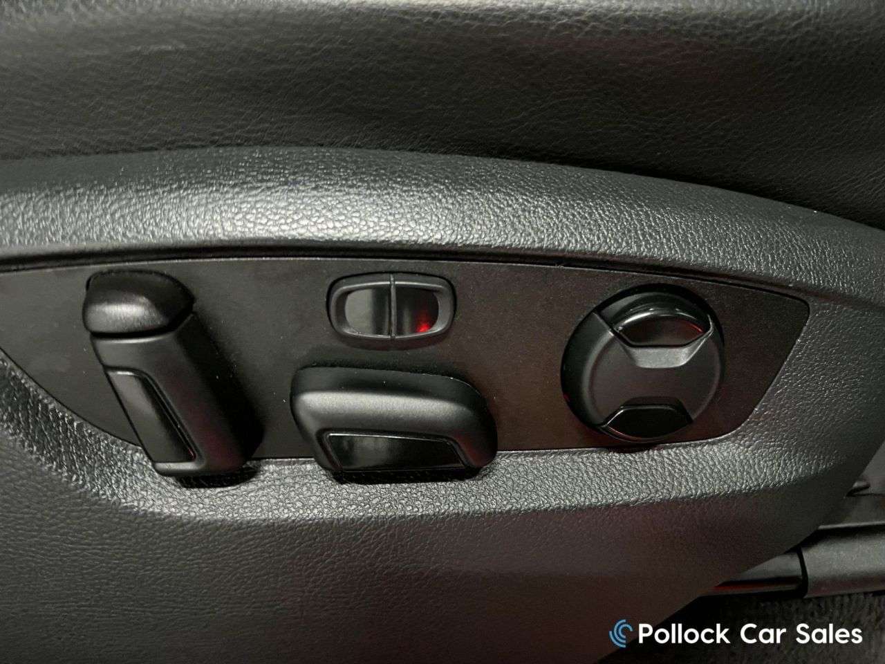 2017 VOLKSWAGEN TOUAREG 2017 VOLKSWAGEN TOUAREG