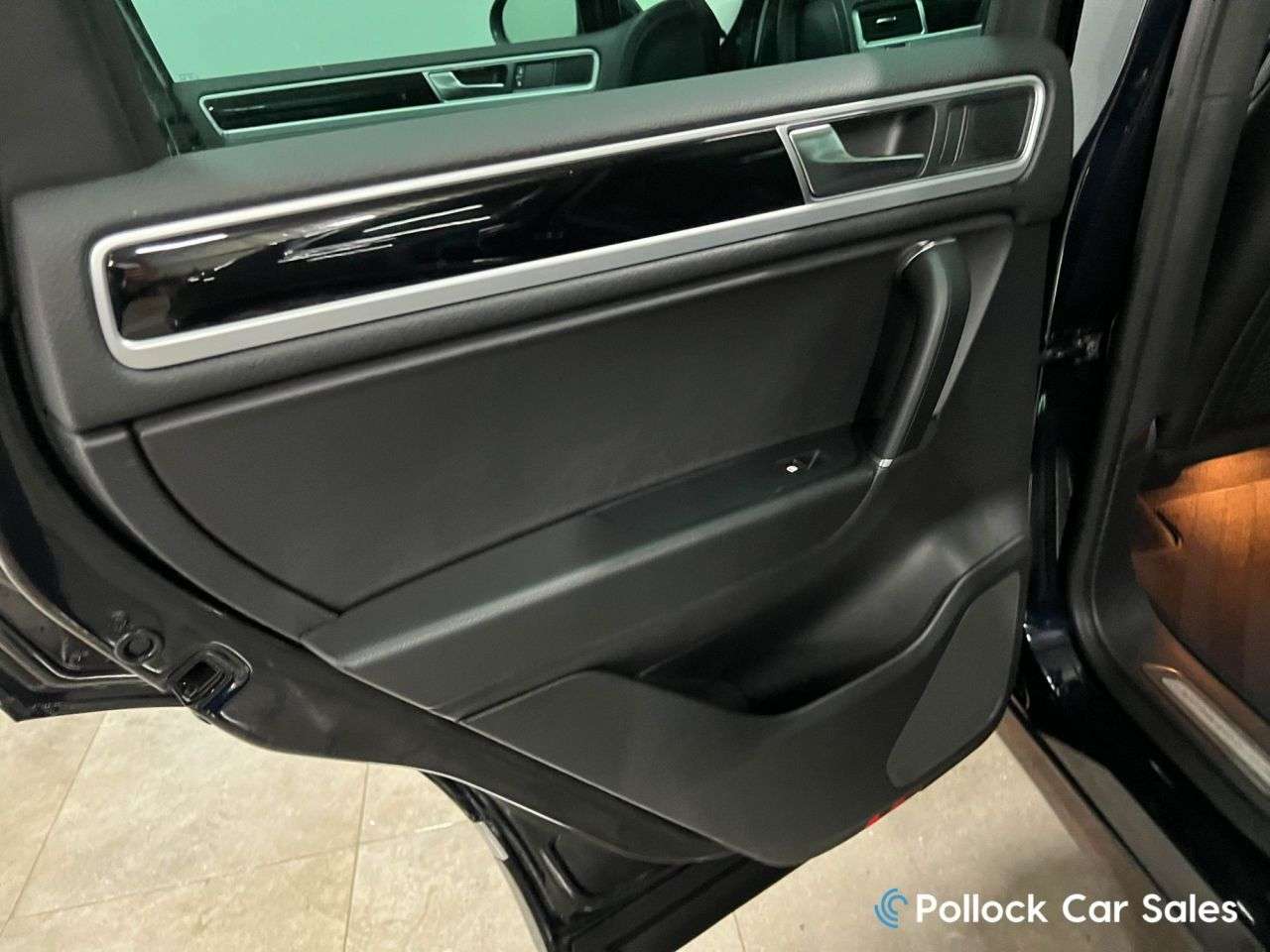 2017 VOLKSWAGEN TOUAREG 2017 VOLKSWAGEN TOUAREG