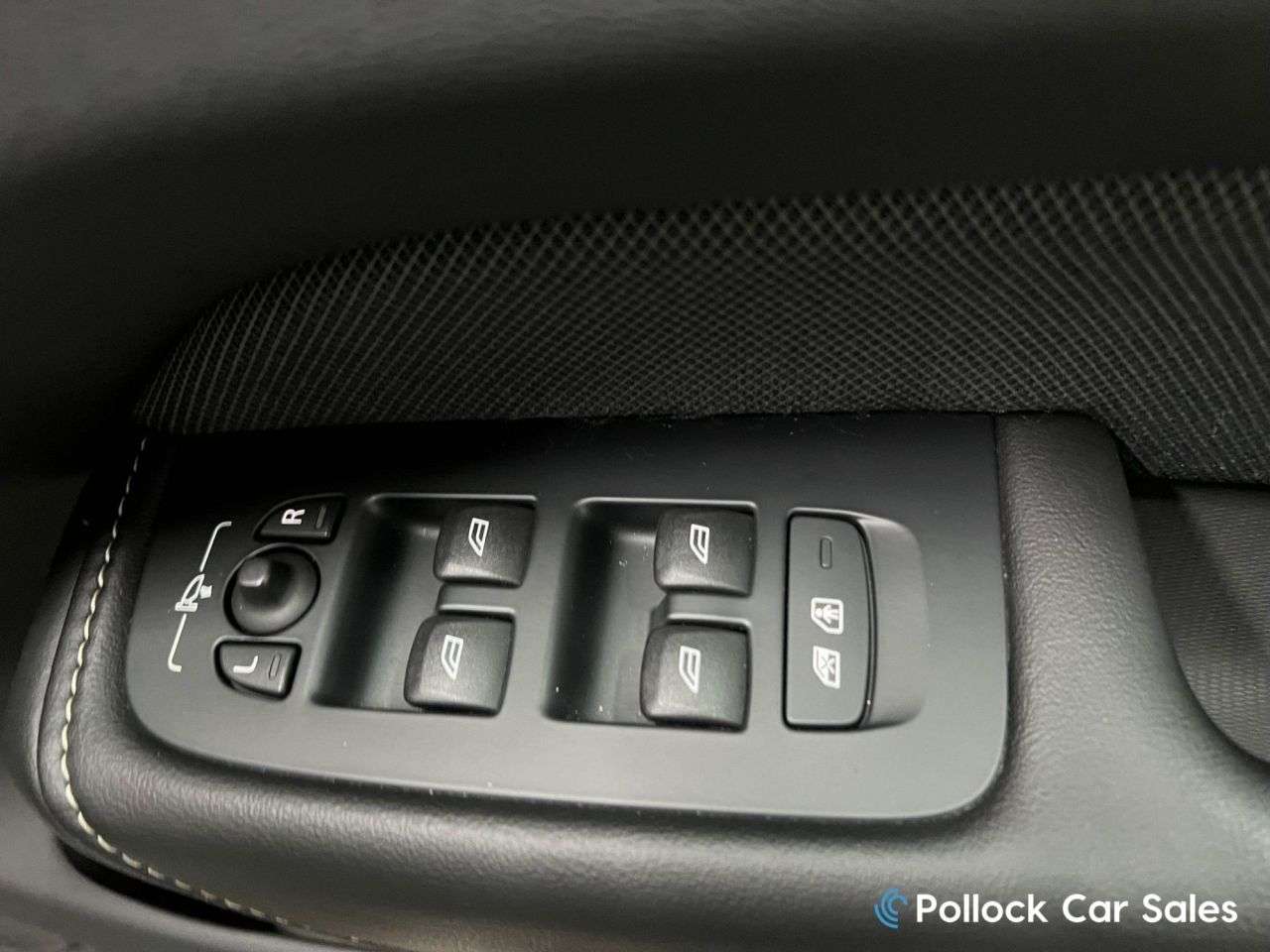 2021 VOLVO XC60 2021 VOLVO XC60