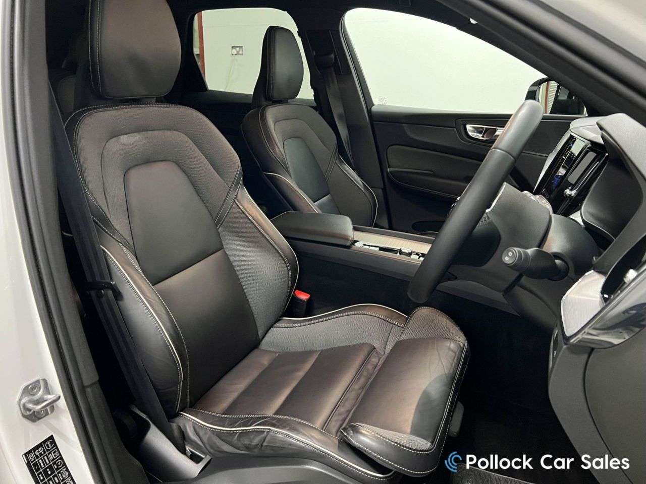 2021 VOLVO XC60 2021 VOLVO XC60