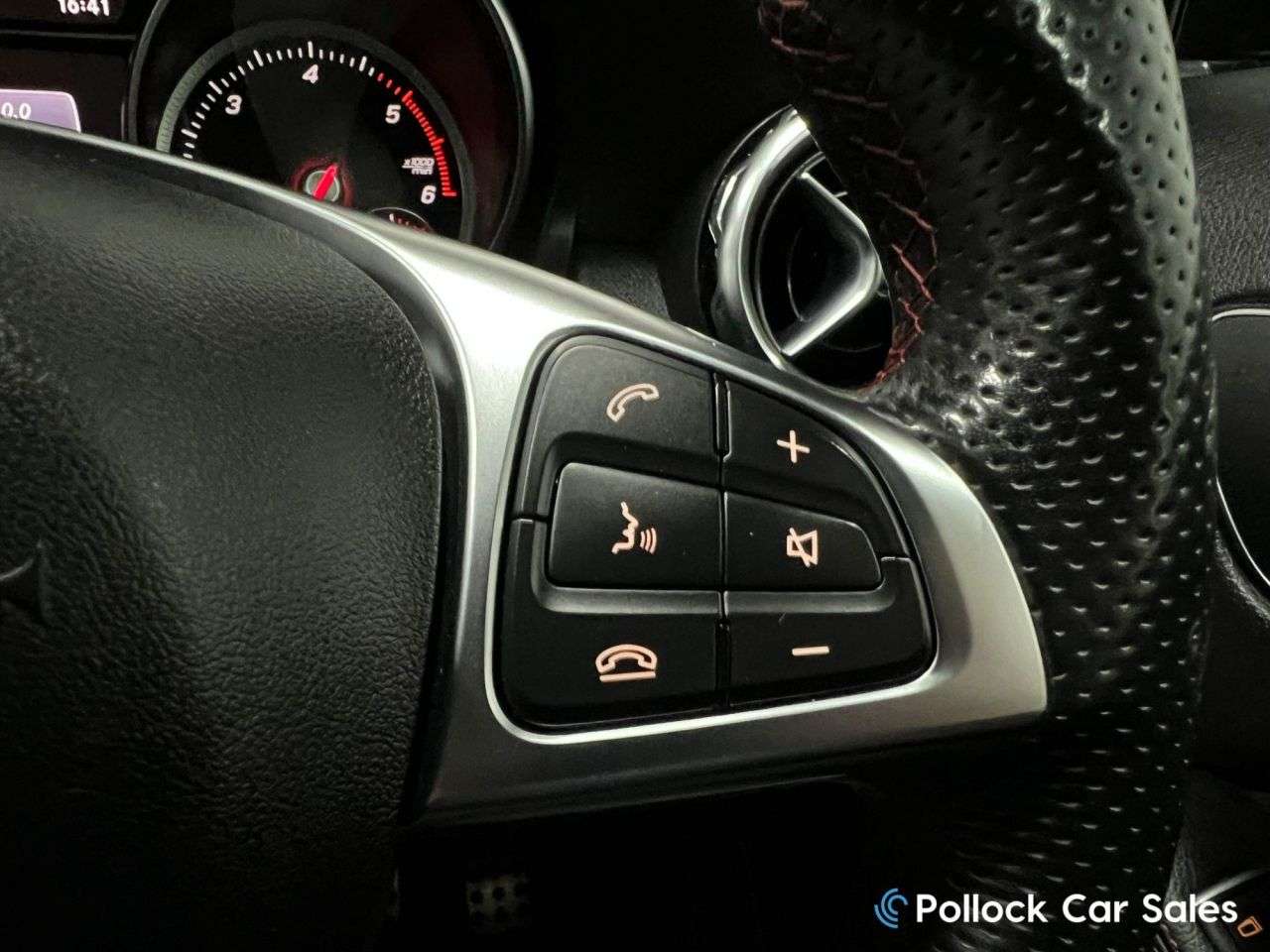 2017 MERCEDES-BENZ GLA 2017 MERCEDES-BENZ GLA