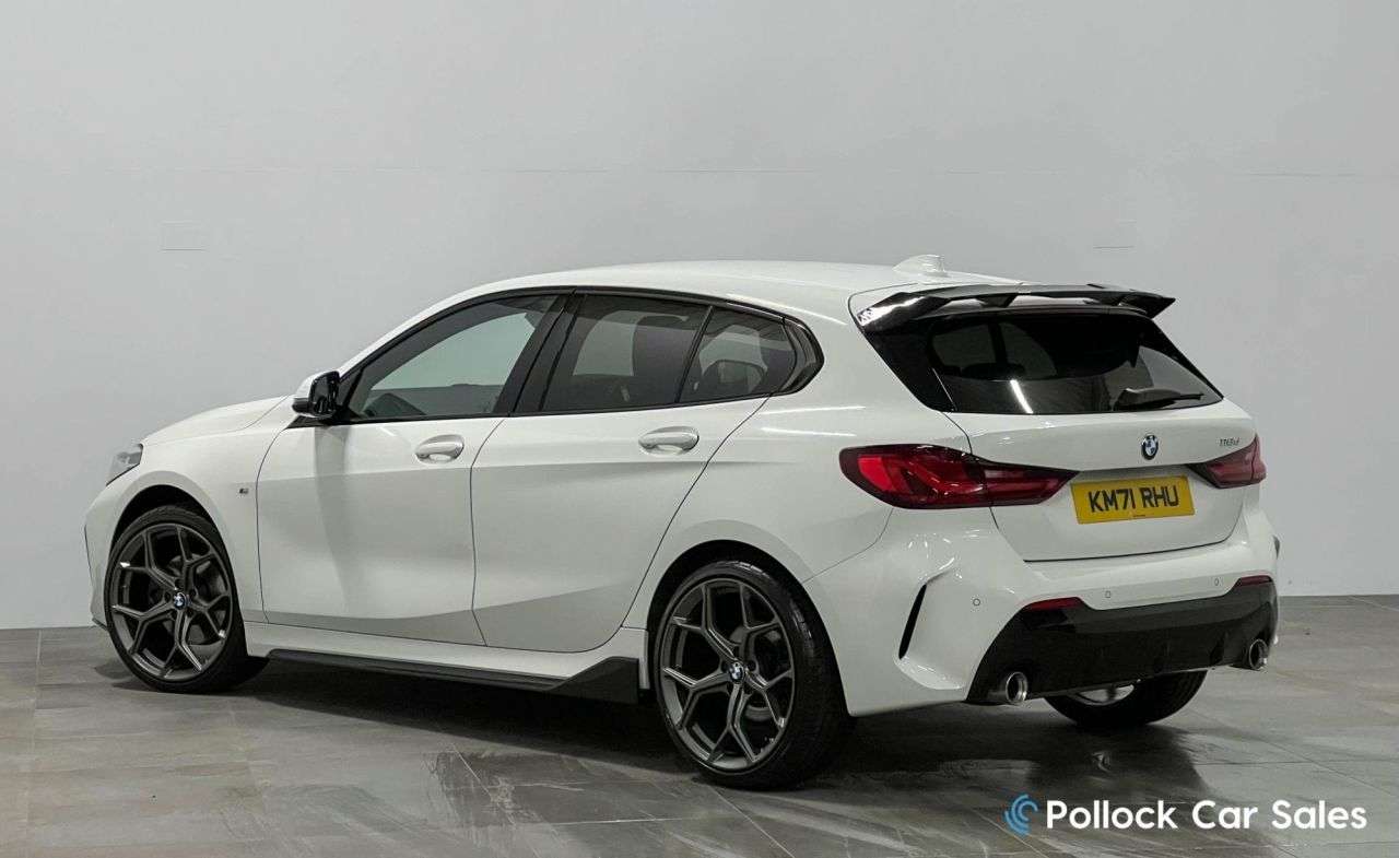 A 2021 BMW 1 SERIES 2.0 118d M Sport (LCP) Hatchback 5dr Diesel Auto Euro 6 (s/s) (150 ps) 19&r A 2021 BMW 1 SERIES 2.0 118d M Sport (LCP) Hatchback 5dr Diesel Auto Euro 6 (s/s) (150 ps) 19&r