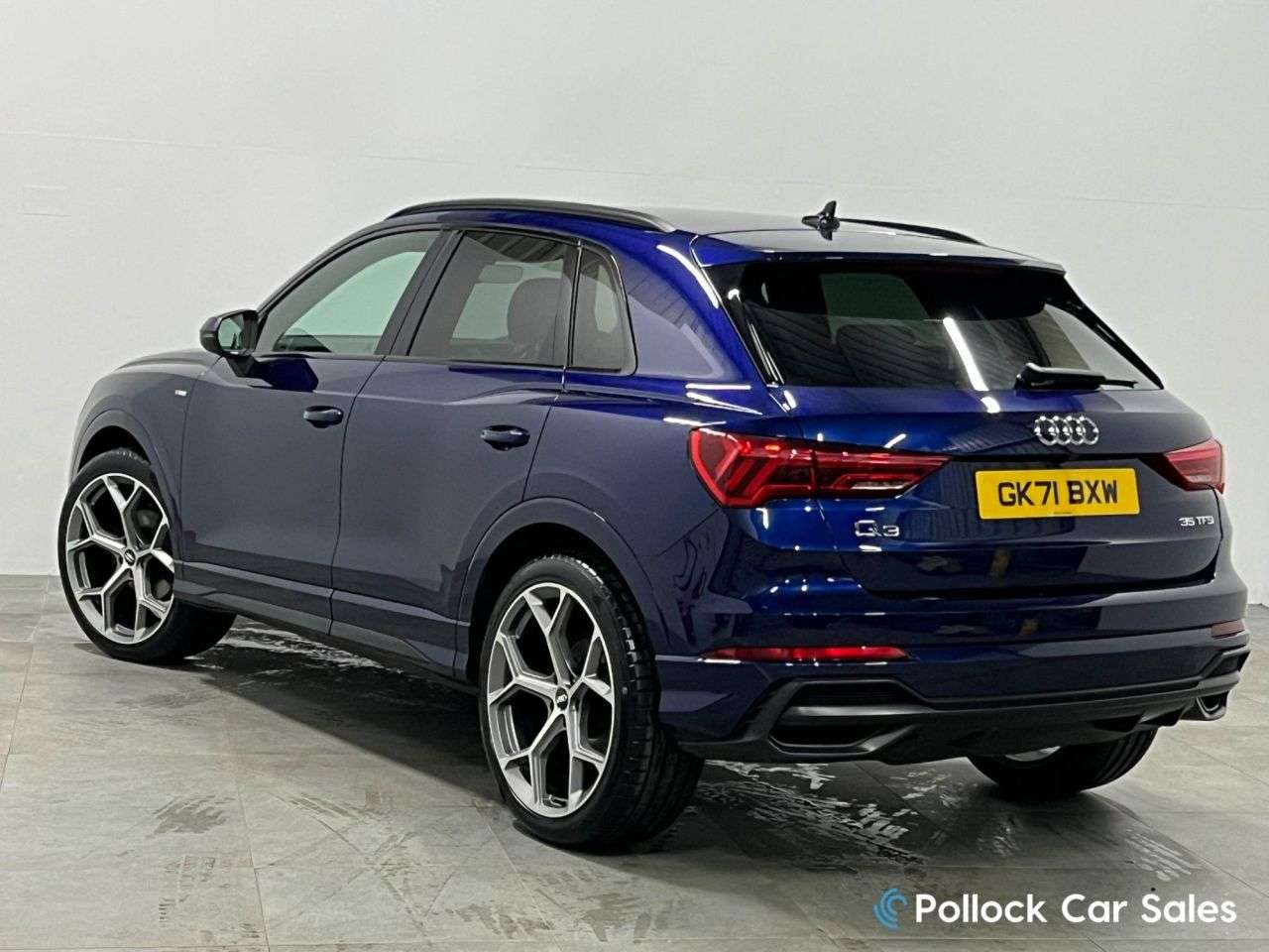 A 2021 AUDI Q3 1.5 TFSI CoD 35 S line SUV 5dr Petrol S Tronic Euro 6 (s/s) (150 ps) Comfor A 2021 AUDI Q3 1.5 TFSI CoD 35 S line SUV 5dr Petrol S Tronic Euro 6 (s/s) (150 ps) Comfor