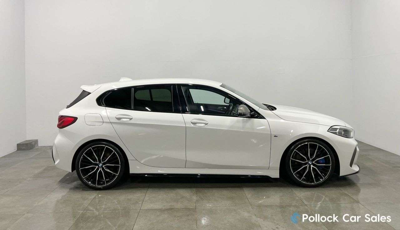A 2023 BMW 1 SERIES 2.0 M135i Hatchback 5dr Petrol Auto xDrive Euro 6 (s/s) (306 ps) A 2023 BMW 1 SERIES 2.0 M135i Hatchback 5dr Petrol Auto xDrive Euro 6 (s/s) (306 ps)