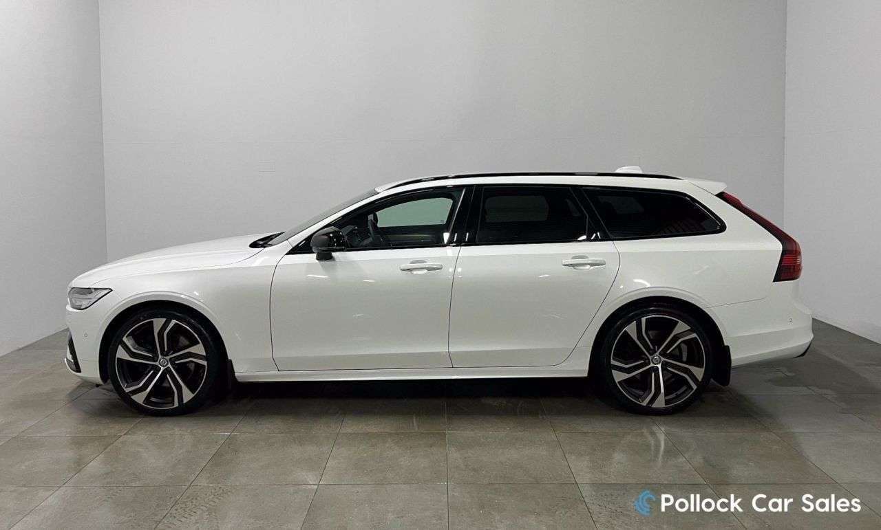 A 2022 VOLVO V90 2.0 B4 MHEV R-Design Estate 5dr Diesel Hybrid Auto Euro 6 (s/s) (197 ps) 20 A 2022 VOLVO V90 2.0 B4 MHEV R-Design Estate 5dr Diesel Hybrid Auto Euro 6 (s/s) (197 ps) 20