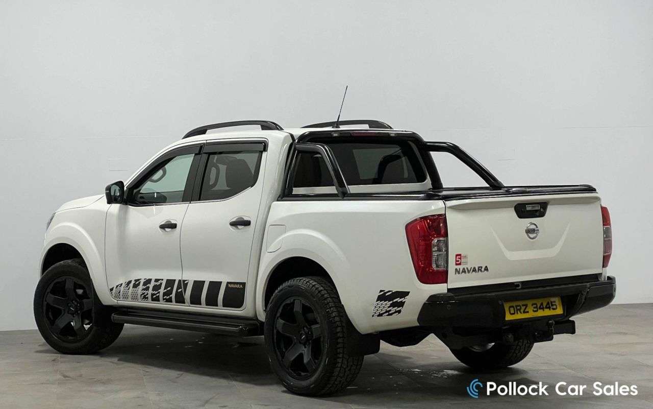 A 2018 NISSAN NAVARA 2.3 dCi N-Guard Pickup Double Cab 4dr Diesel Manual 4WD Euro 6 (s/s) (190 p A 2018 NISSAN NAVARA 2.3 dCi N-Guard Pickup Double Cab 4dr Diesel Manual 4WD Euro 6 (s/s) (190 p