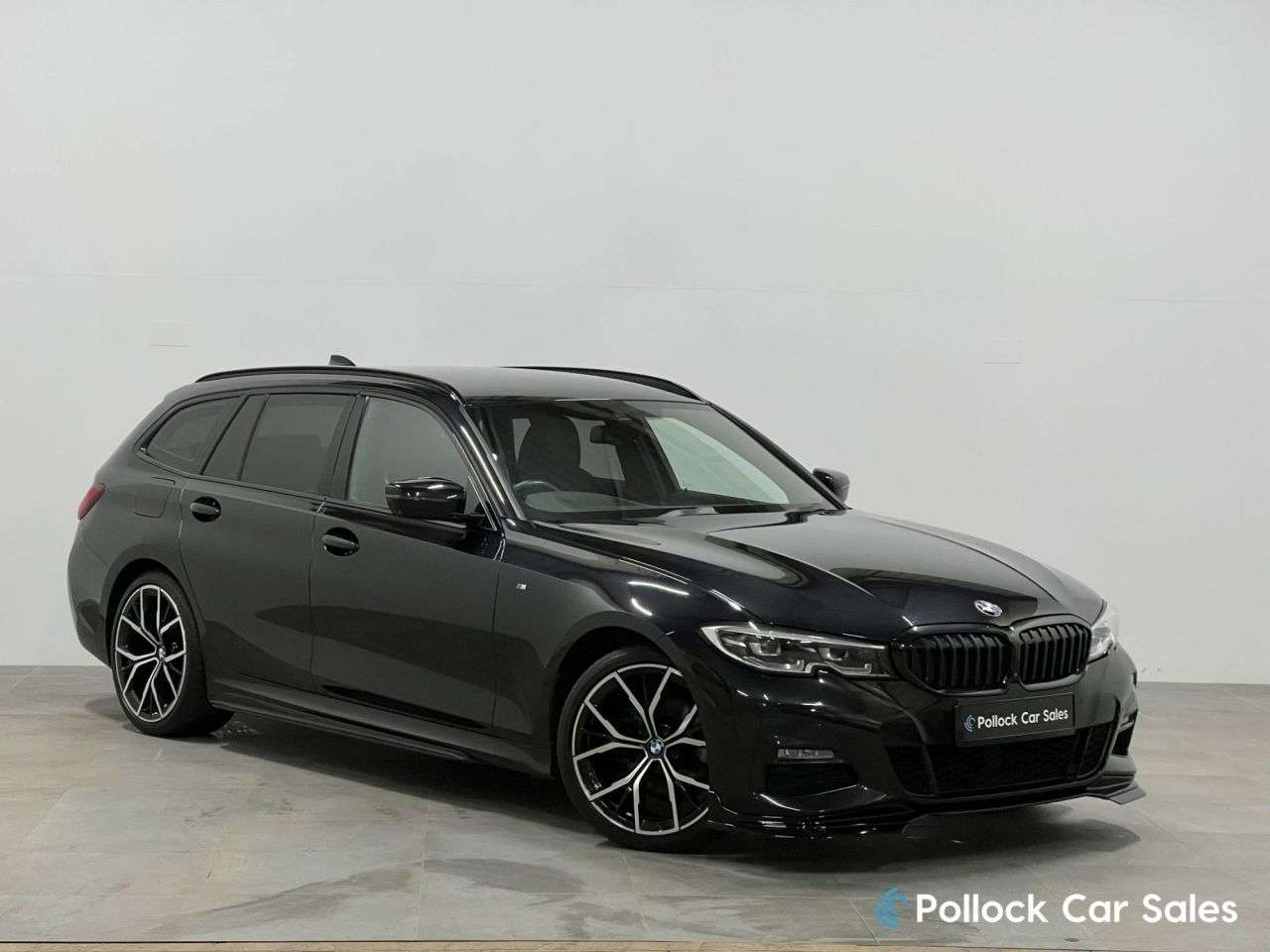 A 2019 BMW 3 SERIES 2.0 320d M Sport Touring 5dr Diesel Auto xDrive Euro 6 (s/s) (190 ps) xDriv A 2019 BMW 3 SERIES 2.0 320d M Sport Touring 5dr Diesel Auto xDrive Euro 6 (s/s) (190 ps) xDriv