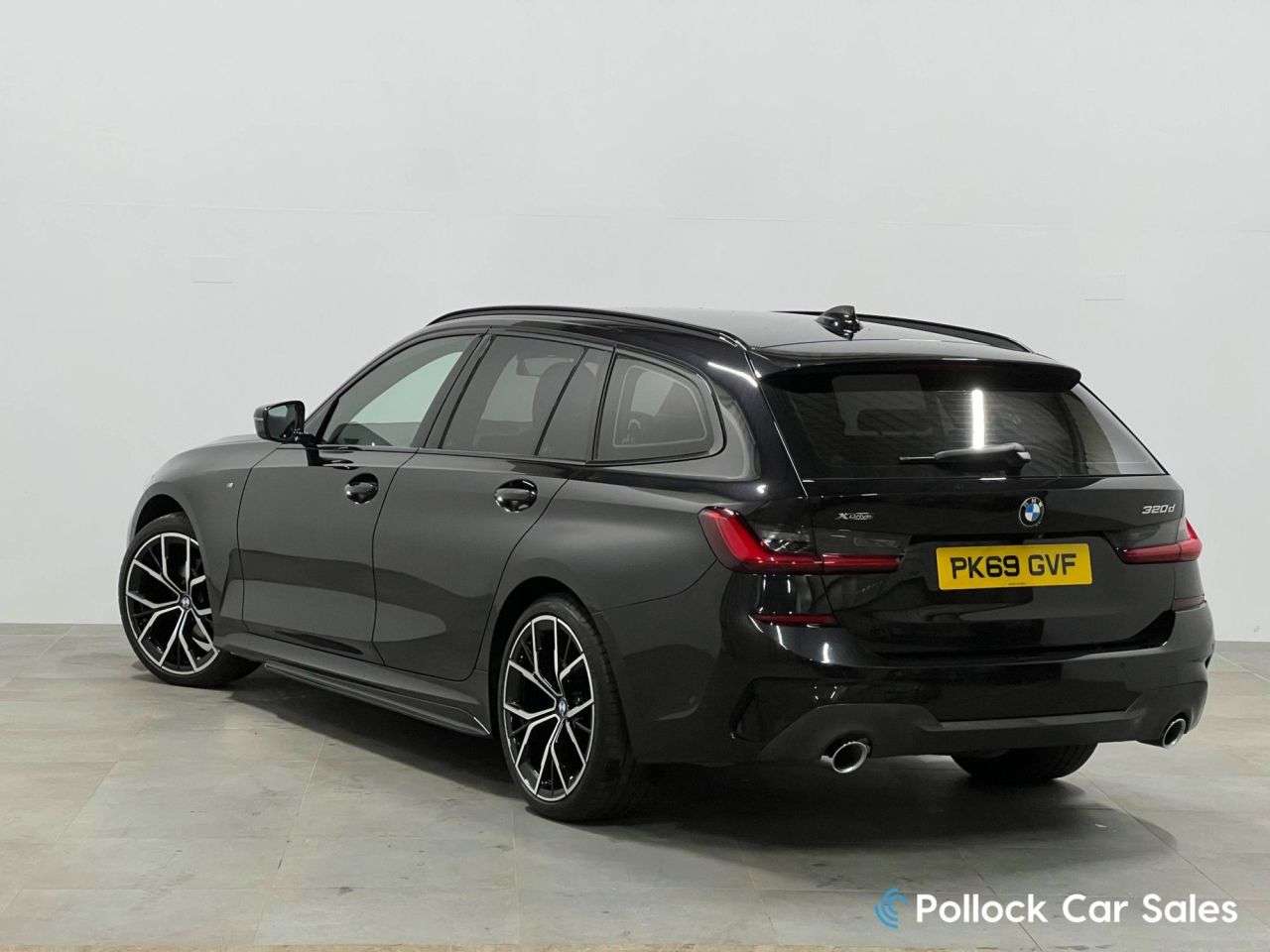 A 2019 BMW 3 SERIES 2.0 320d M Sport Touring 5dr Diesel Auto xDrive Euro 6 (s/s) (190 ps) xDriv A 2019 BMW 3 SERIES 2.0 320d M Sport Touring 5dr Diesel Auto xDrive Euro 6 (s/s) (190 ps) xDriv