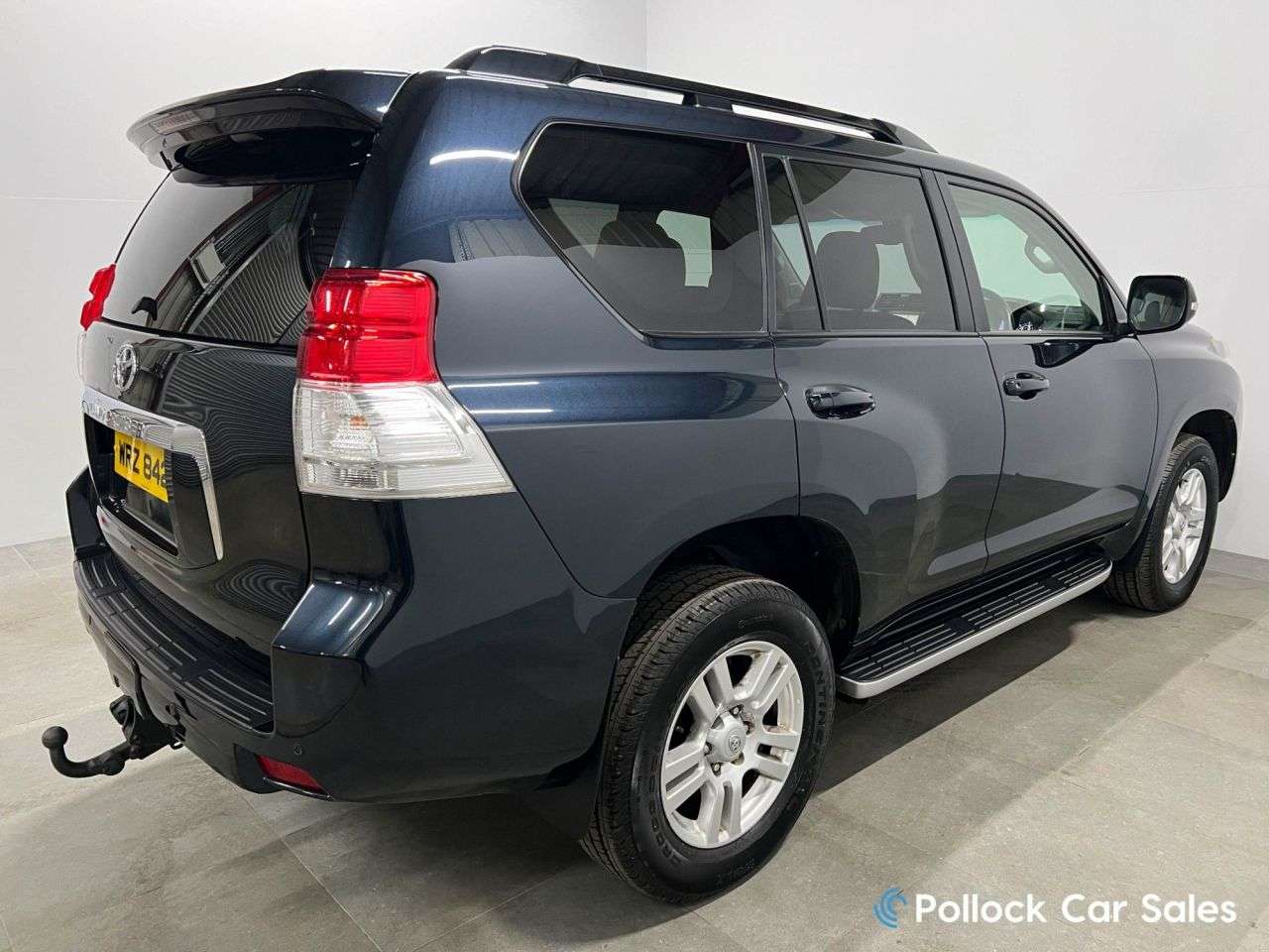 2010 TOYOTA LAND CRUISER 2010 TOYOTA LAND CRUISER