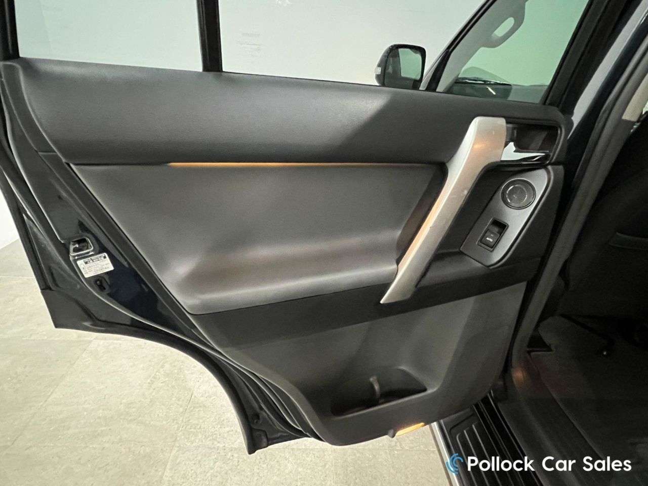 2010 TOYOTA LAND CRUISER 2010 TOYOTA LAND CRUISER